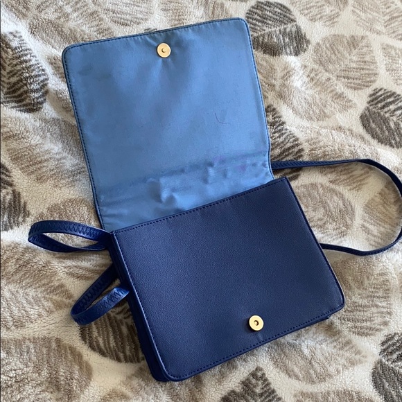 Purse - Picture 3 of 3